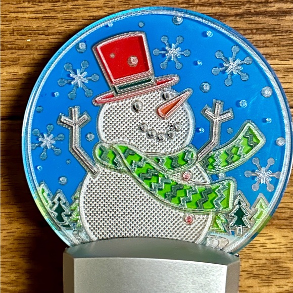 North Pole Trading Co.~ Plug In~Twinkling Night • Snowman • New W/Video - Picture 10 of 12